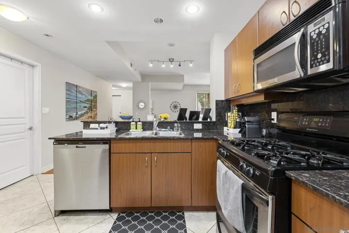 1585 State St, San Diego, California 92101