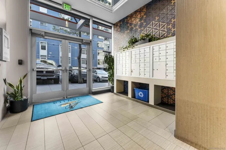 1585 State St, San Diego, California 92101