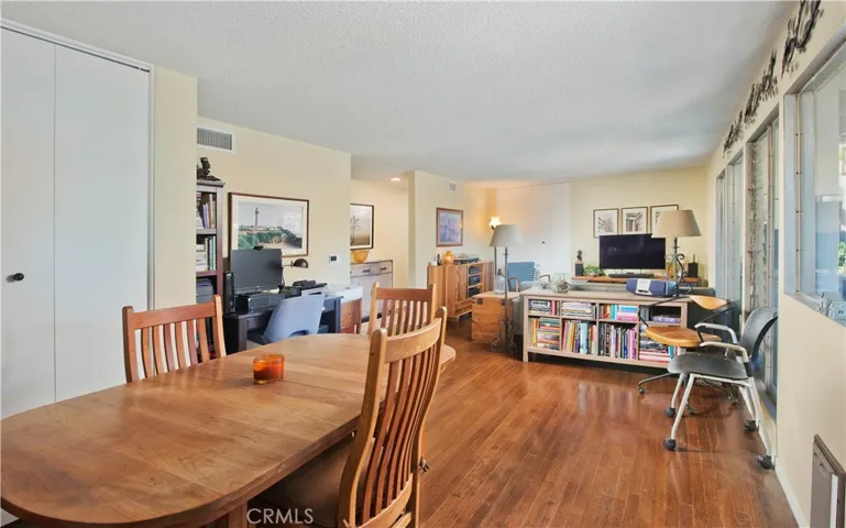 4252 Fair Avenue 2, North Hollywood, California 91602