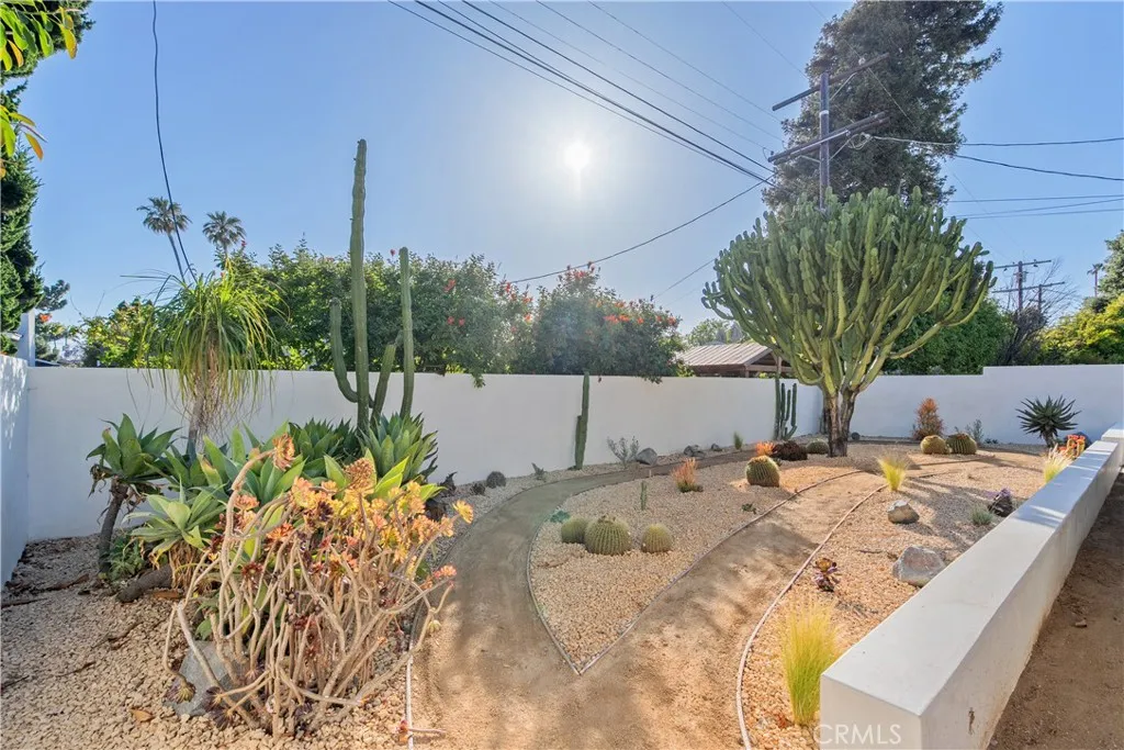 3273 Tilden Avenue, Los Angeles, California 90034 home-pic-25