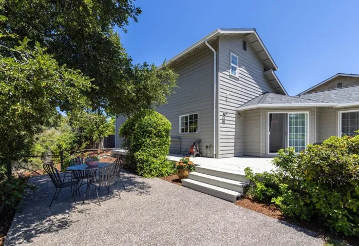 123 Reed Way, Santa Cruz, California 95060