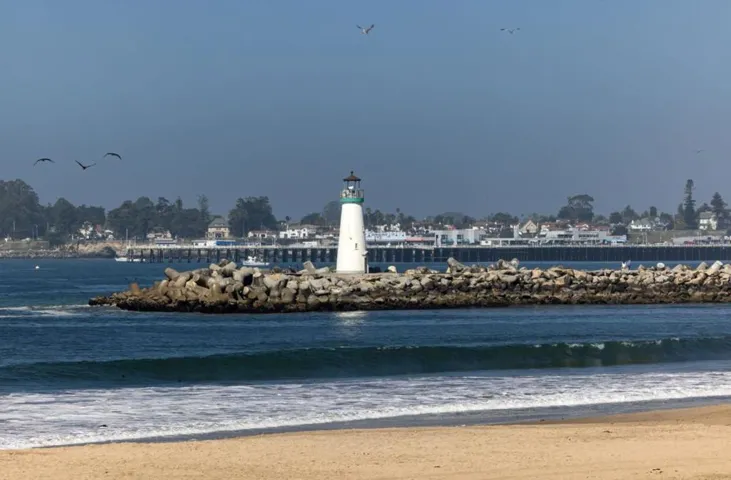 123 Reed Way, Santa Cruz, California 95060