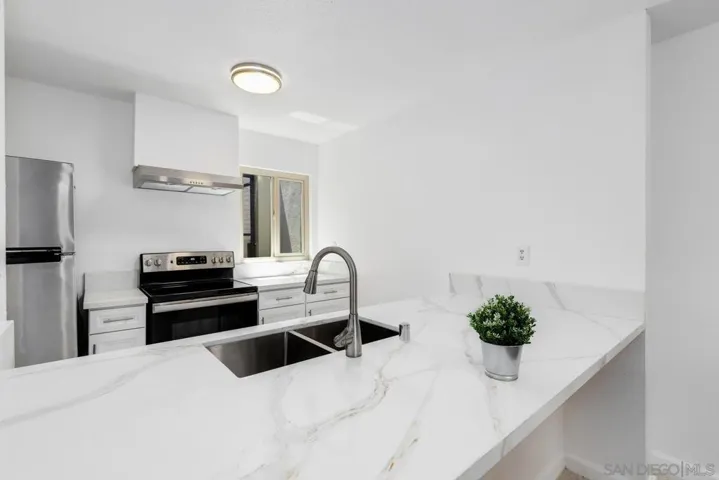 4185 Mount Alifan Pl A, San Diego, California 92111