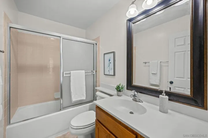 17935 Caminito Pinero 273, San Diego, California 92128