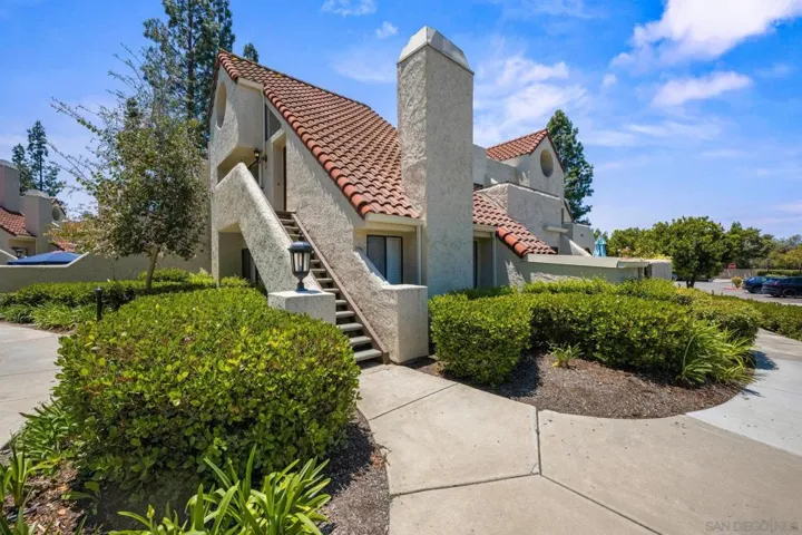 17935 Caminito Pinero 273, San Diego, California 92128