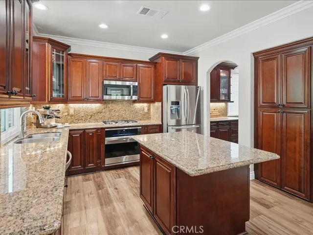 27718 Heartwood Court, Valencia, California 91354