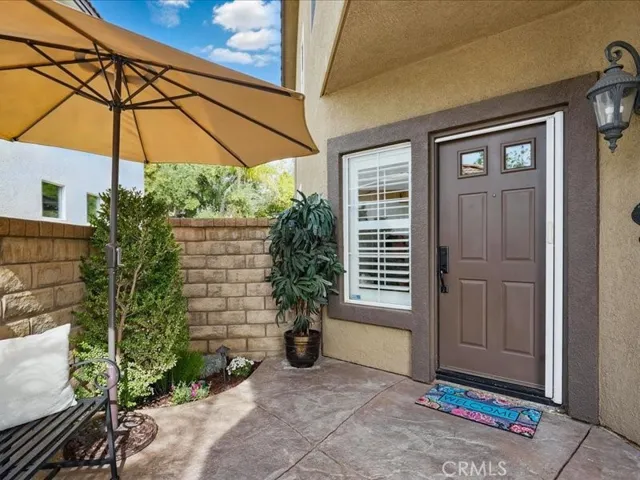 27718 Heartwood Court, Valencia, California 91354