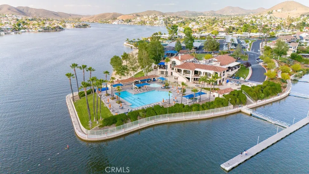 29819 Santa Maria Drive, Canyon Lake, California 92587 home-pic-36