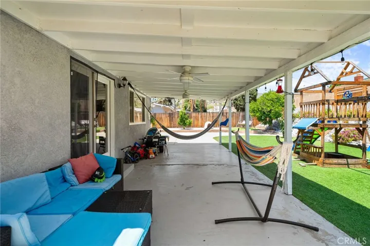 5979 Stanton Avenue, Highland, California 92346