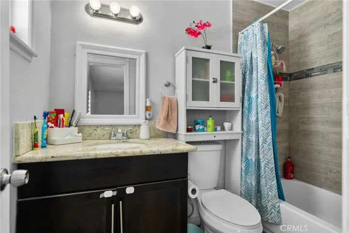 5979 Stanton Avenue, Highland, California 92346