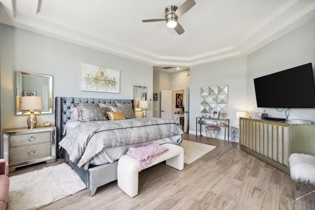 22-web-or-mls-2H8A8730