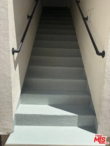6644 Irvine Avenue, North Hollywood, California 91606