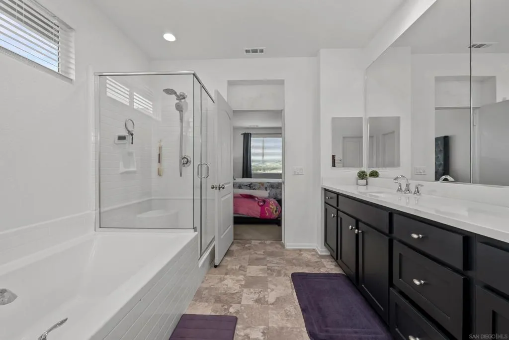 38512 Rosegate Pl, Murrieta, California 92563 home-pic-25