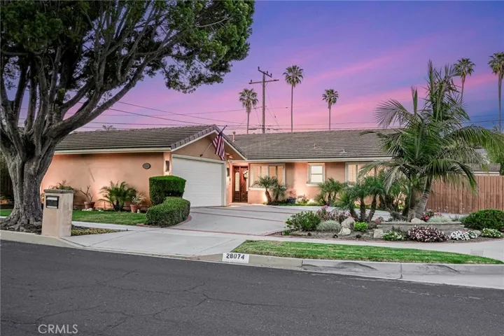 28074 Acana Road, Rancho Palos Verdes, California 90275