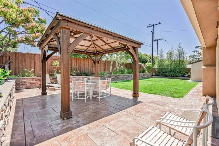 28074 Acana Road, Rancho Palos Verdes, California 90275