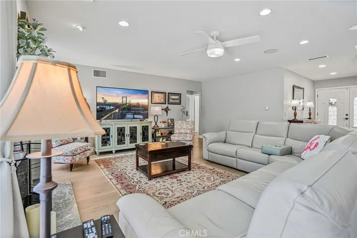 28074 Acana Road, Rancho Palos Verdes, California 90275