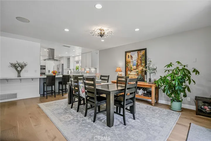 28074 Acana Road, Rancho Palos Verdes, California 90275
