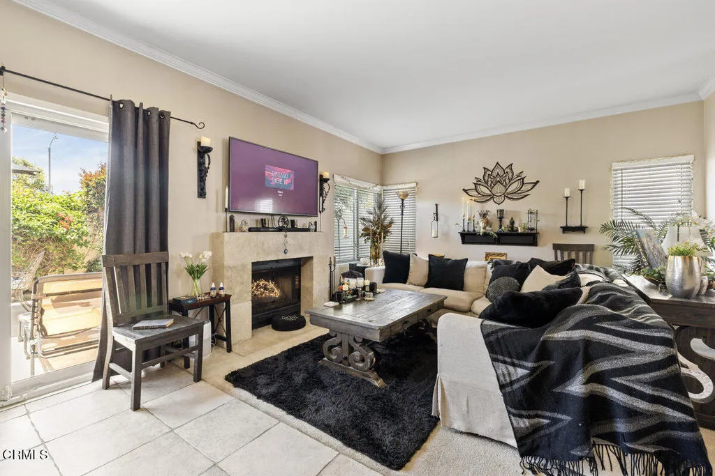 4733 Penrose Avenue, Moorpark, California 93021 home-pic-11