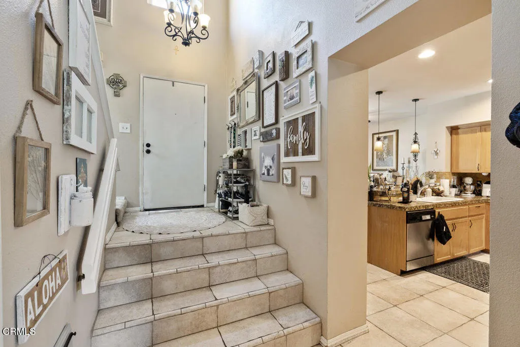 4733 Penrose Avenue, Moorpark, California 93021 home-pic-4