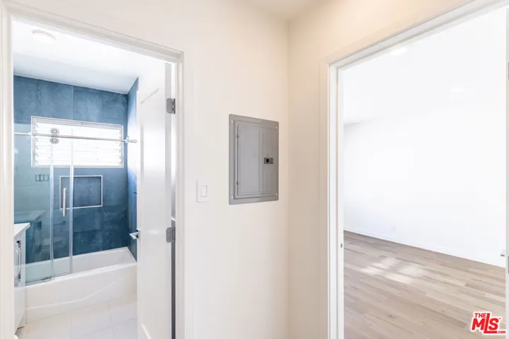 1026 6th Street A, Santa Monica, California 90403