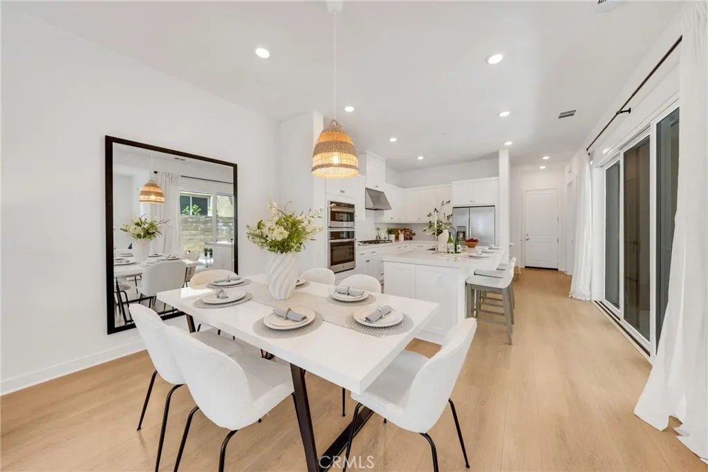 119 Zawn, Irvine, California 92618 home-pic-15