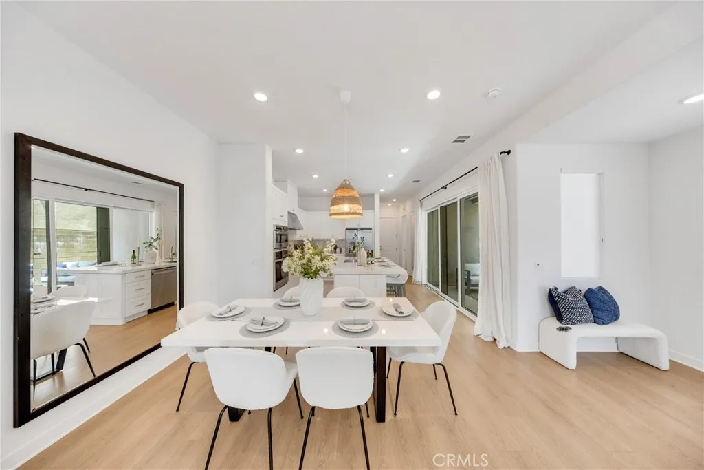 119 Zawn, Irvine, California 92618 home-pic-17