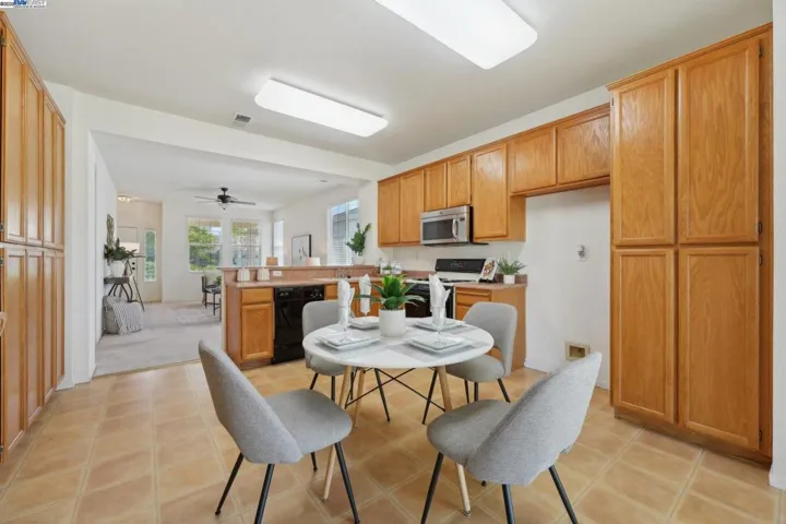 491 Central Park Pl, Brentwood, California 94513