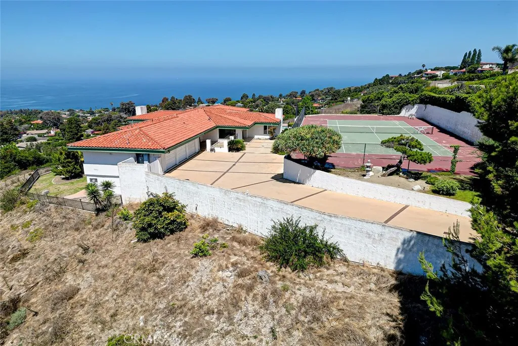 1501 Via Coronel, Palos Verdes Estates, California 90274, 6 Bedrooms Bedrooms, ,6 BathroomsBathrooms,Residential,For Sale,Via Coronel,SB25109657