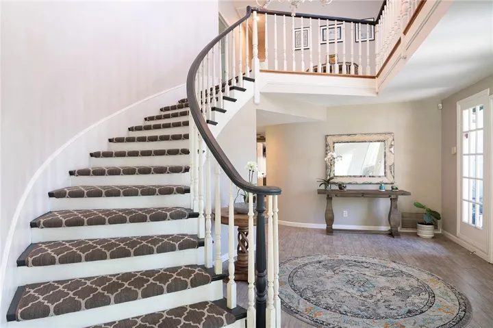 2934 Remy, Burbank, California 91504