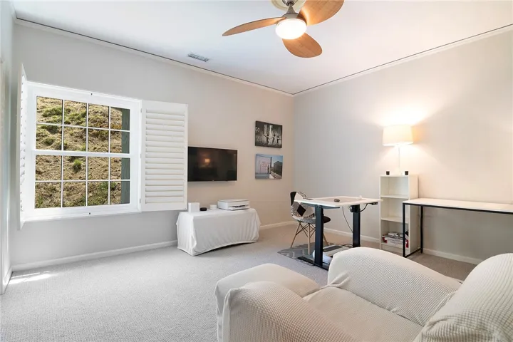 2934 Remy, Burbank, California 91504