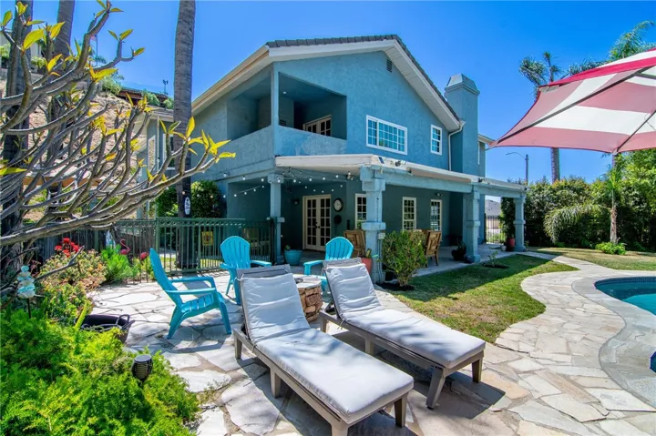 2934 Remy, Burbank, California 91504