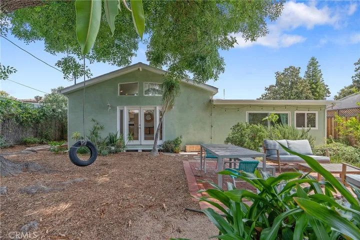 8521 Ranchito Avenue, Panorama City, California 91402