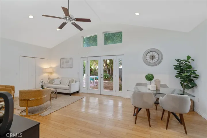 8521 Ranchito Avenue, Panorama City, California 91402