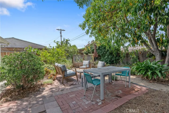 8521 Ranchito Avenue, Panorama City, California 91402