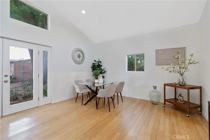 8521 Ranchito Avenue, Panorama City, California 91402