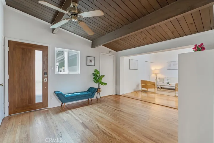 8521 Ranchito Avenue, Panorama City, California 91402