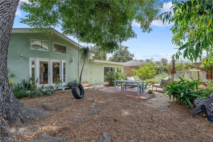 8521 Ranchito Avenue, Panorama City, California 91402