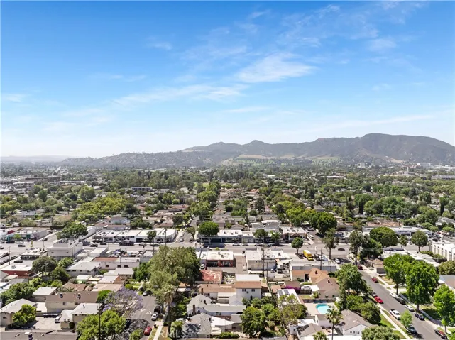 515 N Mariposa Street, Burbank, California 91506