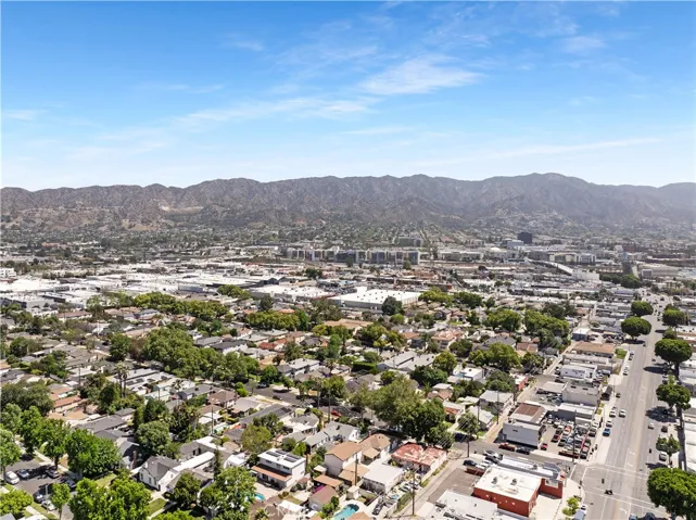 515 N Mariposa Street, Burbank, California 91506
