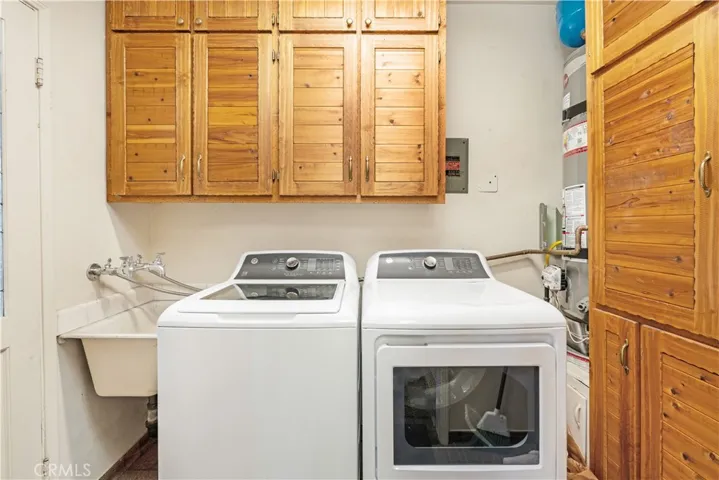 515 N Mariposa Street, Burbank, California 91506