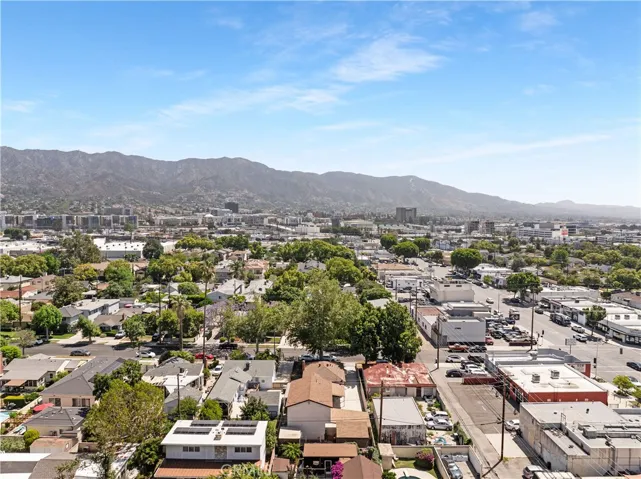 515 N Mariposa Street, Burbank, California 91506
