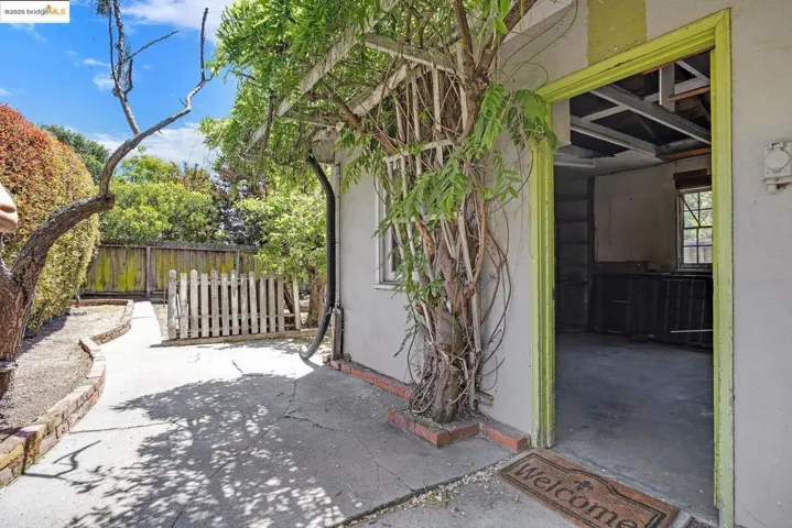 317 Victoria Street, El Cerrito, California 94530