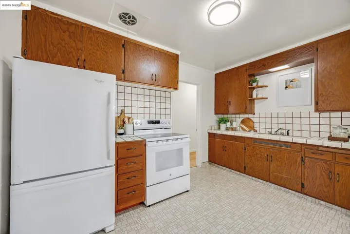 317 Victoria Street, El Cerrito, California 94530