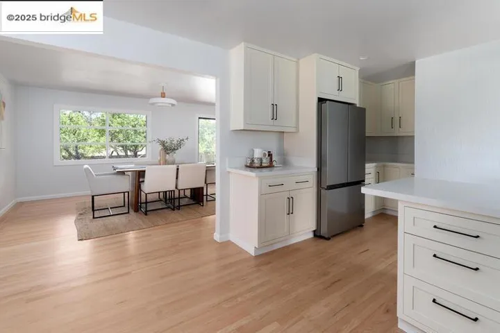 7766 Mirabel Rd, Forestville, California 95436