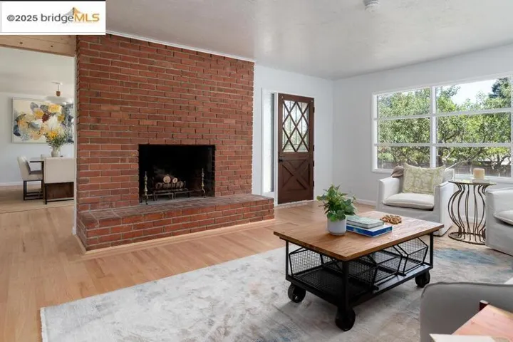 7766 Mirabel Rd, Forestville, California 95436