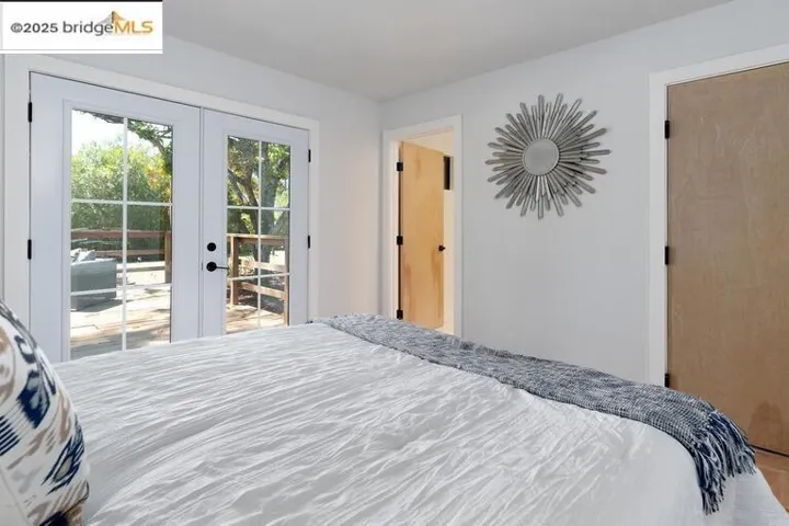 7766 Mirabel Rd, Forestville, California 95436