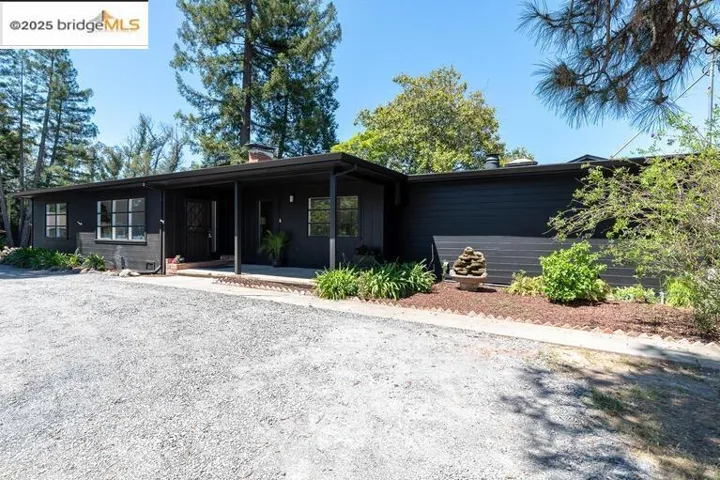 7766 Mirabel Rd, Forestville, California 95436