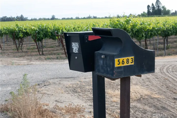 5702 Highway 145, Madera, California 93637