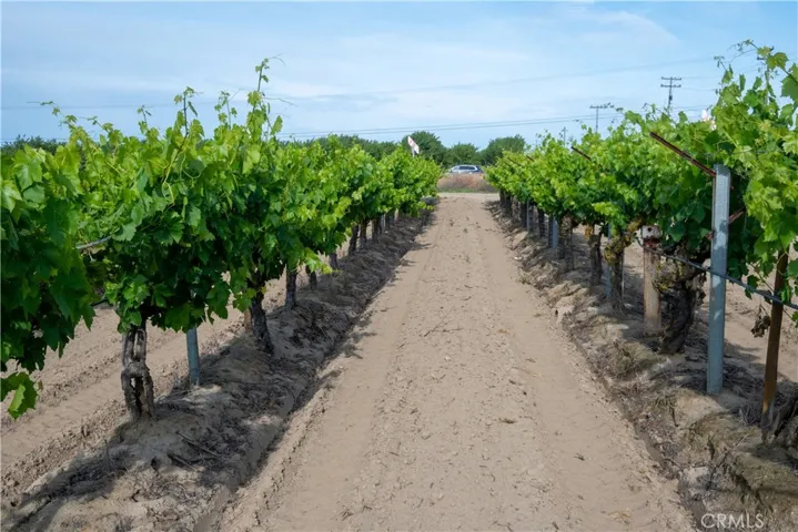 5702 Highway 145, Madera, California 93637