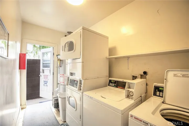2463 Montrose Avenue, Montrose, California 91020